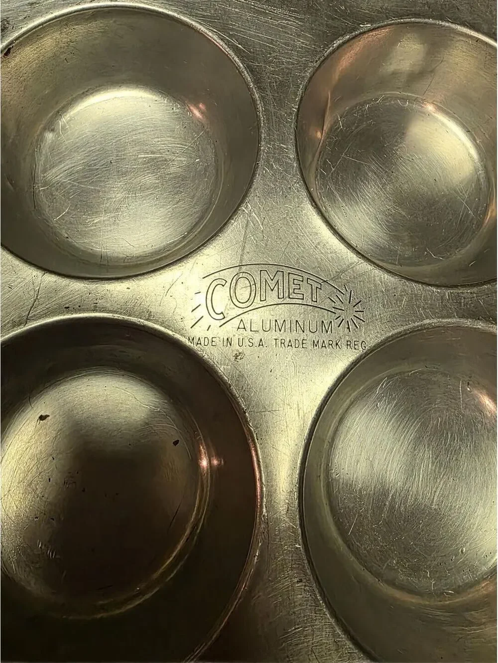 Vintage Comet Aluminum 6 Cup Muffin Pan Cupcake Tin USA MCM
